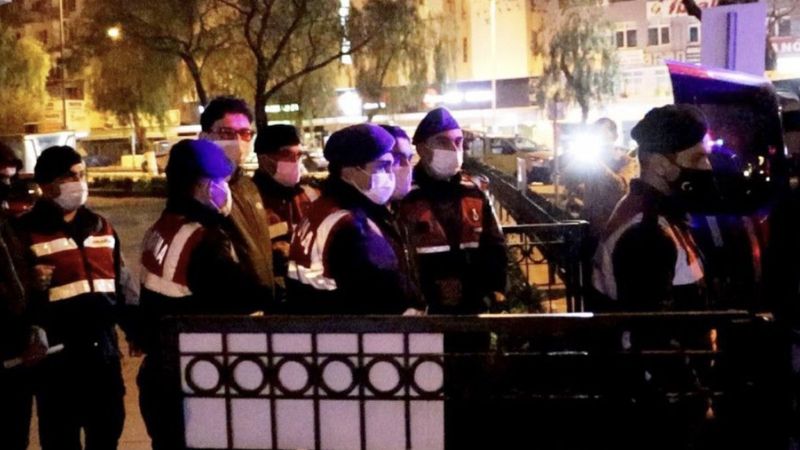 Yunanistan'ın ittiği, Kuşadası açıklarında yakalanan 8 FETÖ'cü tutuklandı