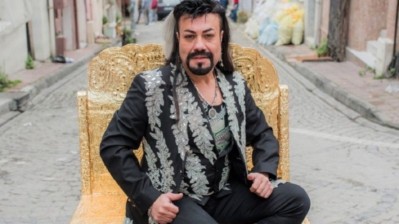 Kobra Murat'ın eşiyle olan gençlik karelerini görenler gözlerine inanamadı! Değişimi 'Yok artık' dedirtiyor...