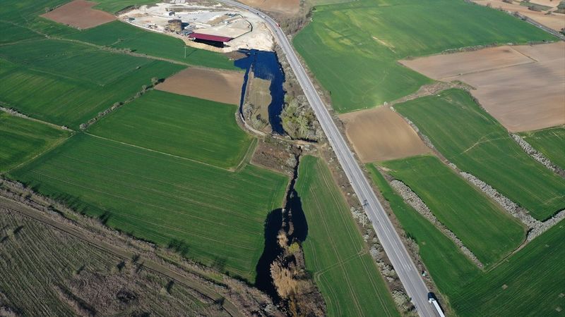 Edirne'deki asfalt şantiyesinden sızan ziftte son durum