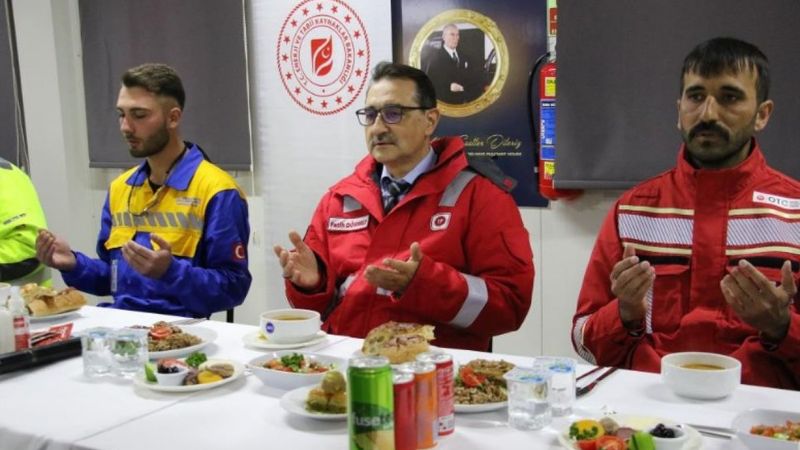 Fatih Dönmez, Filyos Limanı'nda çalışanlarla iftar yaptı