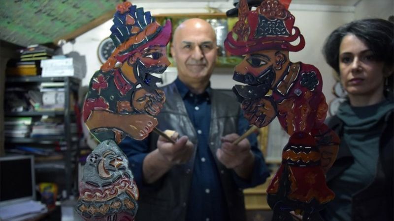 Hacivat ve Karagöz'ün çenesini hareket ettiren yöntem