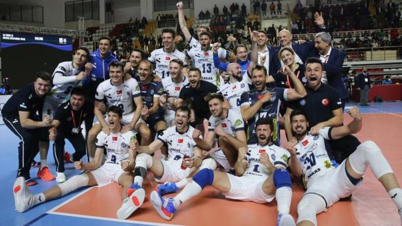 Kupa Voley'de Galatasaray'ı yenen Arkas Spor şampiyon