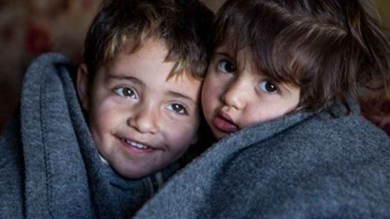 Hz. Peygamber (sav)'in yetimlere olan şefkati