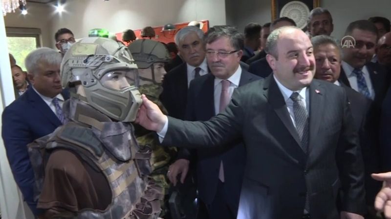 Vladimir Zelensky'ye balistik korumalı kask ve yelek Yozgat'tan gitti