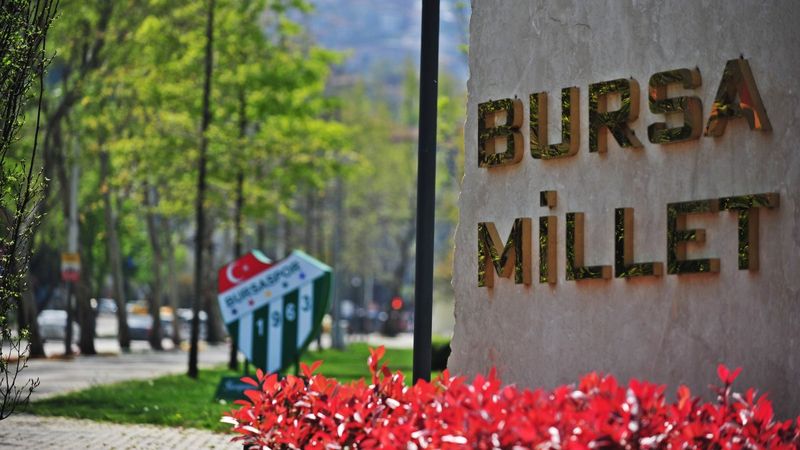 'Bursa Millet Bahçesi' yazısının ‘M’ harfini çalan hırsız için istenen ceza
