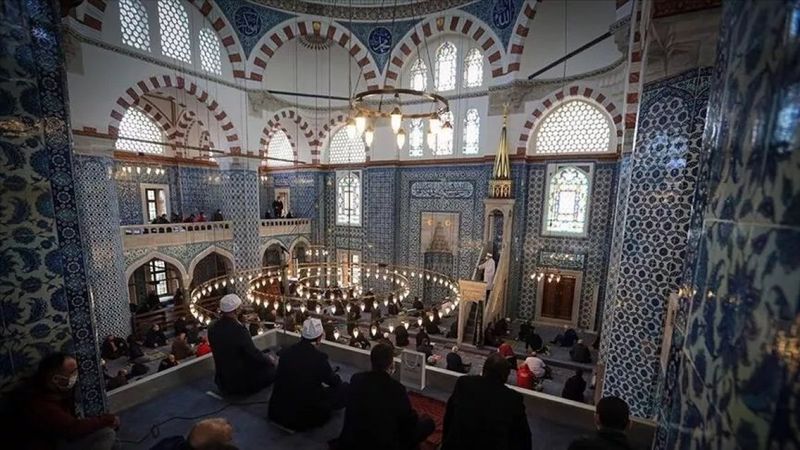 Diyanet Ramazan Bayramı Hutbesi 2022: Bayramımız kutlu, gönlümüz Iiman ve neşe dolu olsun