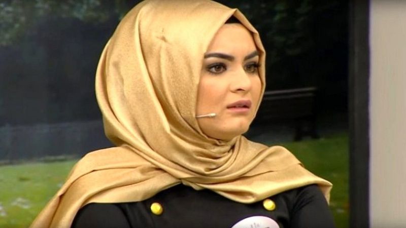 Hanife Gürdal'ın 3 yıldır aynı yastığa baş koyduğu eşine bakın! Tarzıyla kendine hayran bırakıyor...