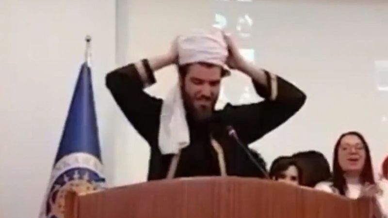 Ankara Üniversitesi’nde İslam’a hakaret gösterisi