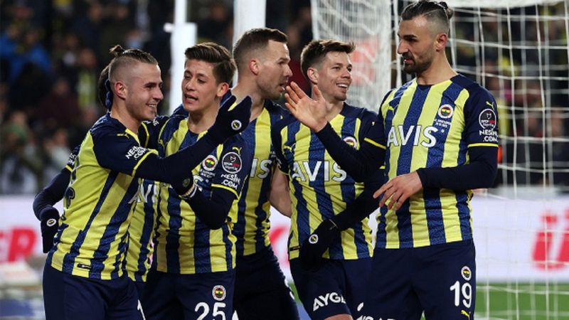 Fenerbahçe - Karagümrük maçı ne zaman, saat kaçta, hangi kanalda?