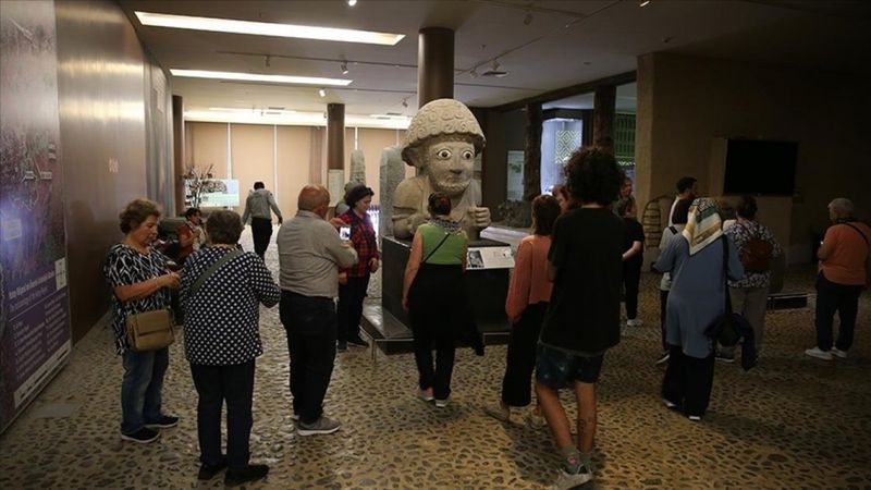 Arkeoloji müzesinde antik dönemlere ait eşsiz eserler