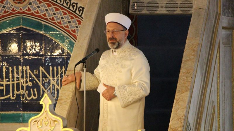 Ali Erbaş: İslam, gayrimeşru ilişkilere izin vermez