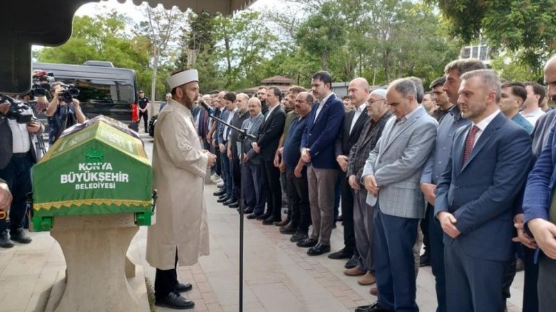 Niğde'de otobüs kazasında hayatını kaybeden üniversite öğrencisine veda