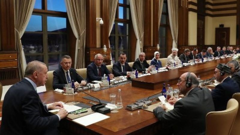 Cumhurbaşkanı Erdoğan, ABD'li ve Kanadalı kanaat önderleriyle görüştü