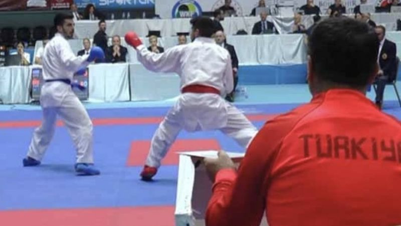 Avrupa Karate Şampiyonası'nda 3 sporcu ve Erkek Kata Takımı finalde