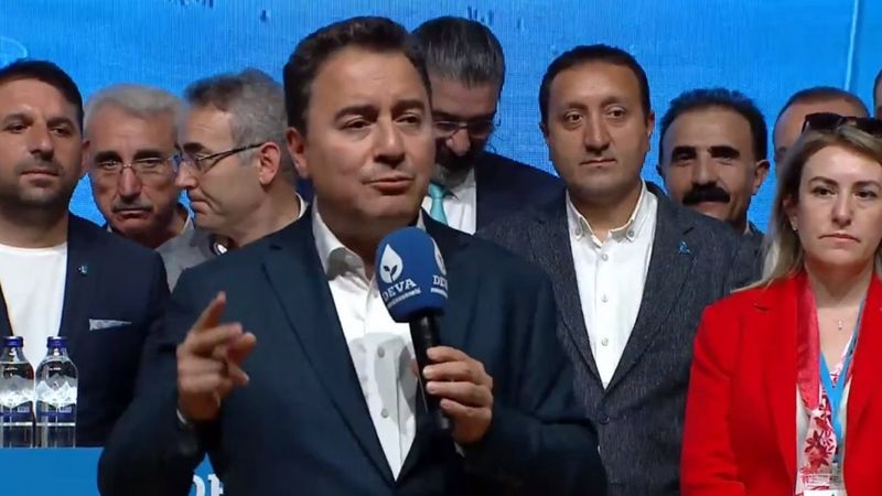 Ali Babacan: Sınır ötesi operasyonlarda tüm partiler bilgilendirilmeli