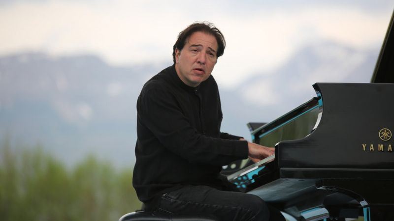 Fazıl Say, Munzur Nehri kıyısında konser verdi