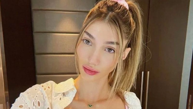 Şevval Şahin bikinisiyle kayalıklara yaslanıp güneş banyosu yaptı! Kusursuz fiziğiyle görenlerin aklını aldı