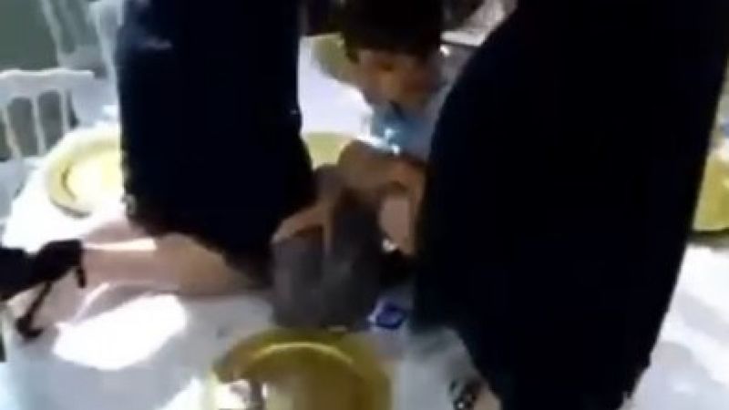 Burdur'da düğün salonunu sel bastı