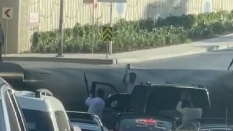 Sancaktepe'de düğün konvoyunda havaya ateş açan mangadalara suçüstü