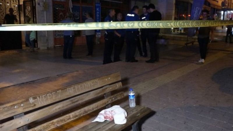 Antalya'da bir kiracı, tartıştığı apartman yöneticisini bıçakladı