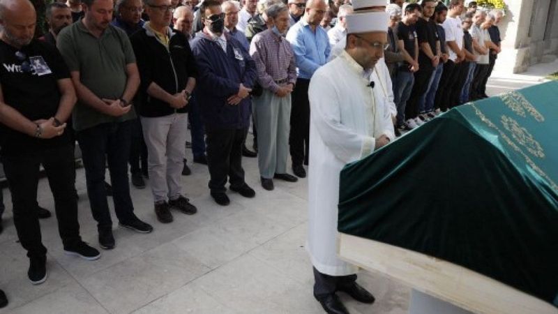 Karikatürist Latif Demirci'ye veda