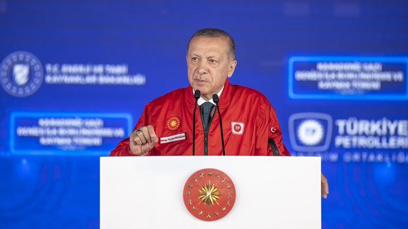 Cumhurbaşkanı Erdoğan: Karadeniz gazı, 2023'ten itibaren evlerde kullanılacak