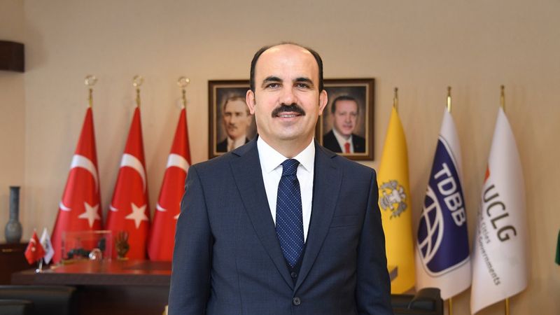 Uğur İbrahim Altay, Dünya Belediyeler Birliği Başkanı oldu