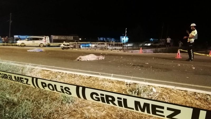 Mersin’de feci kaza: Anne ile kızı öldü