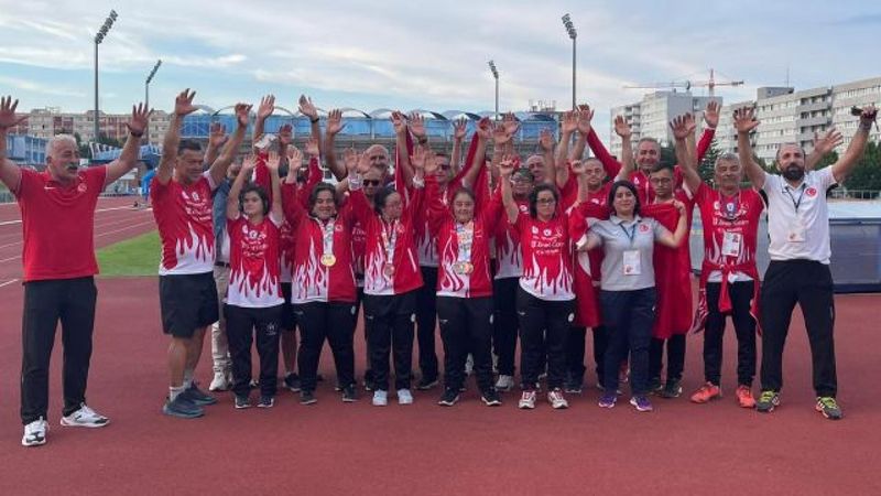 Özel sporculardan Dünya Şampiyonası'nda 14 madalya