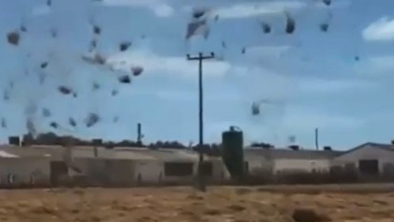 Balıkesir'de çıkan hortum korkuttu