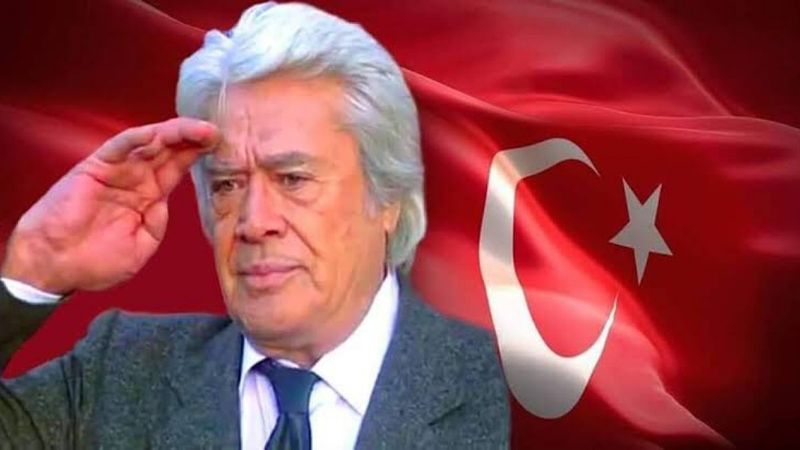 Cüneyt Arkın'ın ölmeden anılarını yazdığı son kitabı: Benim Kahramanım Türk Halkıdır