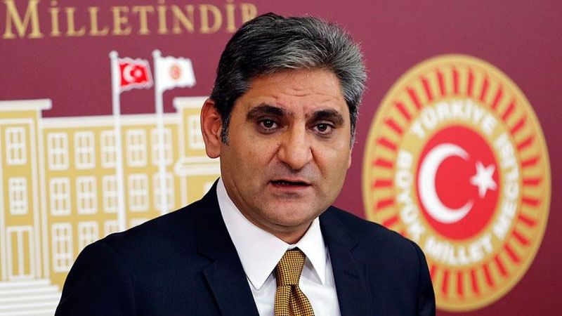 Aykut Erdoğdu ve Tuba Torun, CHP'den istifa etti