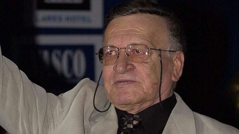 Usta oyuncu ve yönetmen Kartal Tibet'in ikinci ölüm yıl dönümü