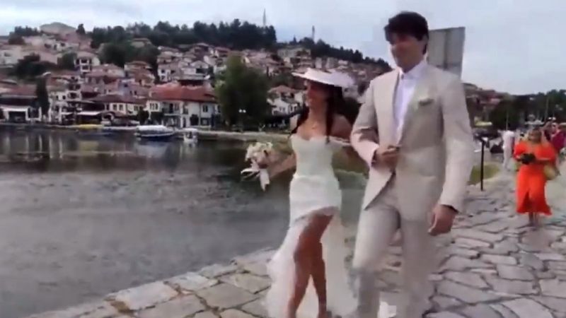 Ebru Şahin ve Cedi Osman evlendi