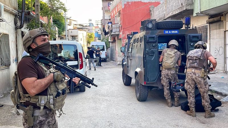 Mersin'de DEAŞ operasyonu