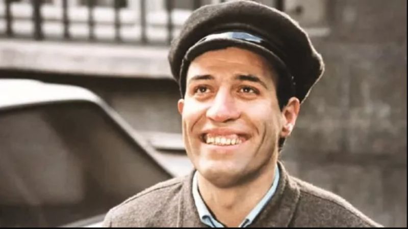 Kemal Sunal, vefatının 22'nci yılında mezarı başında anıldı