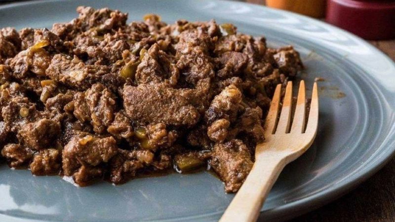 Lokum kıvamında kavurma yapmak için 5 püf noktası!