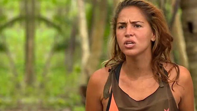 Survivor Berna Keklikler karın kaslarını sergiledi! 'Olağanüstü güzellik..'