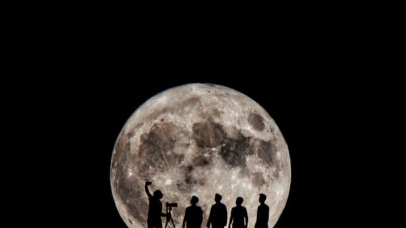 Van’da fotoğraf sanatçıları dolunayla özçekim yaptı