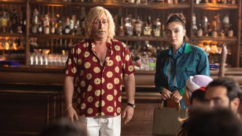 Cem Yılmaz'dan takipçisine güldüren cevap! 'Hocam Dublin civarında size denk geldim'