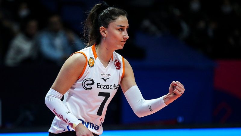 Hande Baladın'ın sevgilisi bakın kim çıktı! Gönlünü Galatasaraylı futbolcuya kaptırdı!