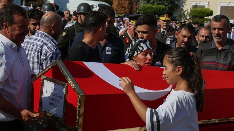 İzmir'de Şehit Astsubay Batuhan Şimşek'e veda