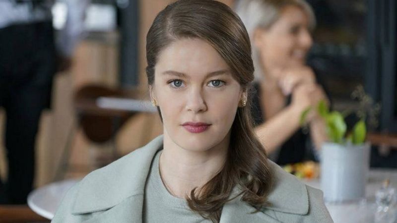 Burcu Biricik bikinili pozlarıyla kendine hayran bıraktı! 'Çok ama çok zarifsin'