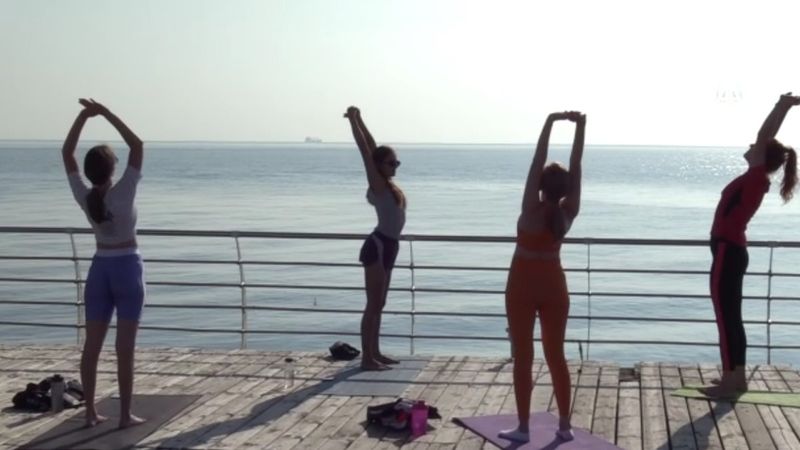 Tahıl yüklü gemiler Ukrayna'dan ayrılıyor