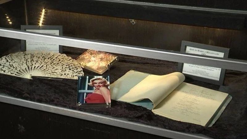 Efsanevi yıldız Marilyn Monroe'nun anısına sergi