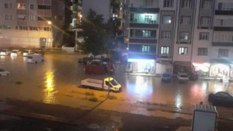 Sinop Boyabat'ta sağanak sonrası su baskını