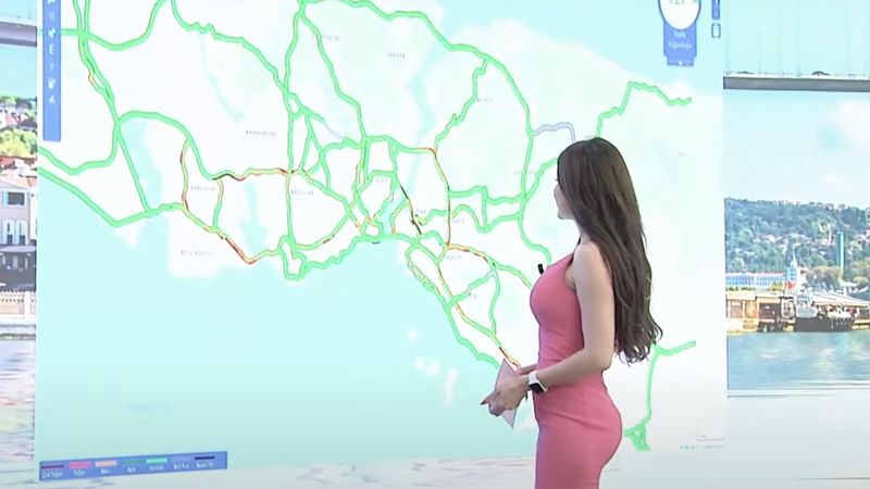 İstanbul'da haftanın ilk günkü trafik yoğunluğu