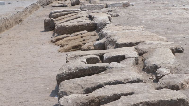 Antik limanda Roma külçeleri bulundu