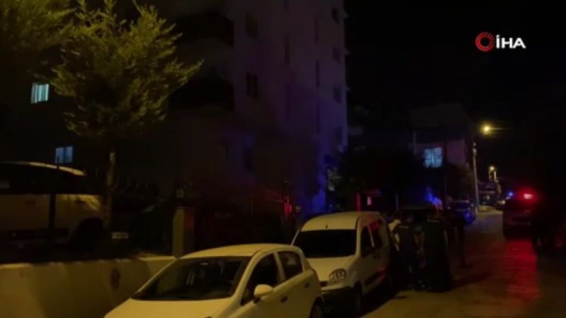 Mersin'de bir kişi boş sandığı tabancayı ateşleyerek kendini vurdu