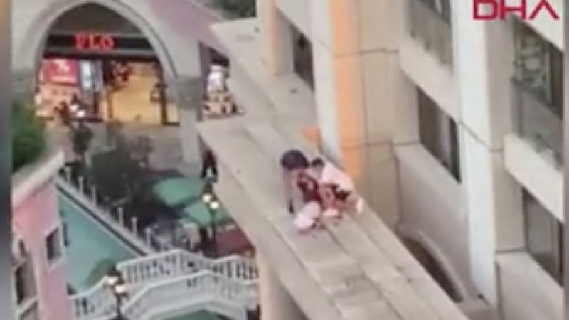 Gaziosmanpaşa'da 9'uncu kattan 14 yaşındaki çocuk düştü